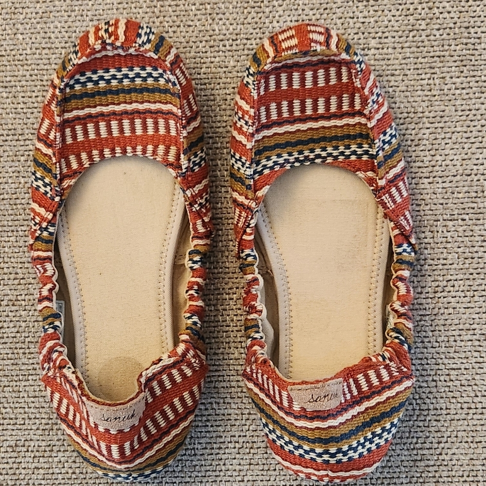 SANUK BALLET FLATS